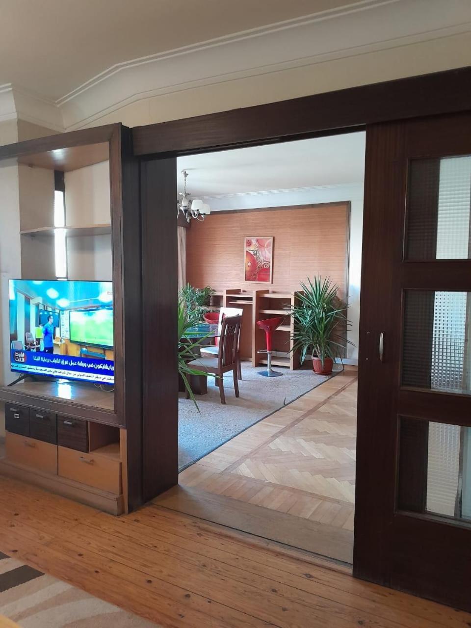 With Nile View Apartment Cairo
