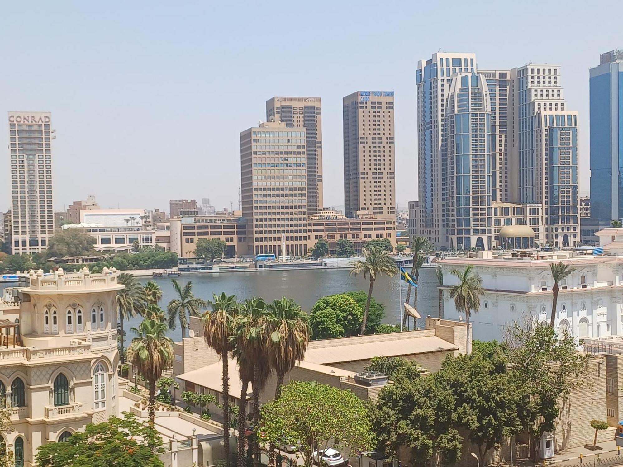 With Nile View Apartment *